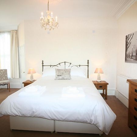 Lincoln House Bed & Breakfast บริดลิงตัน ภายนอก รูปภาพ