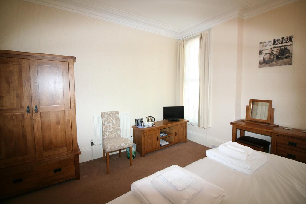 Lincoln House Bed & Breakfast บริดลิงตัน ภายนอก รูปภาพ